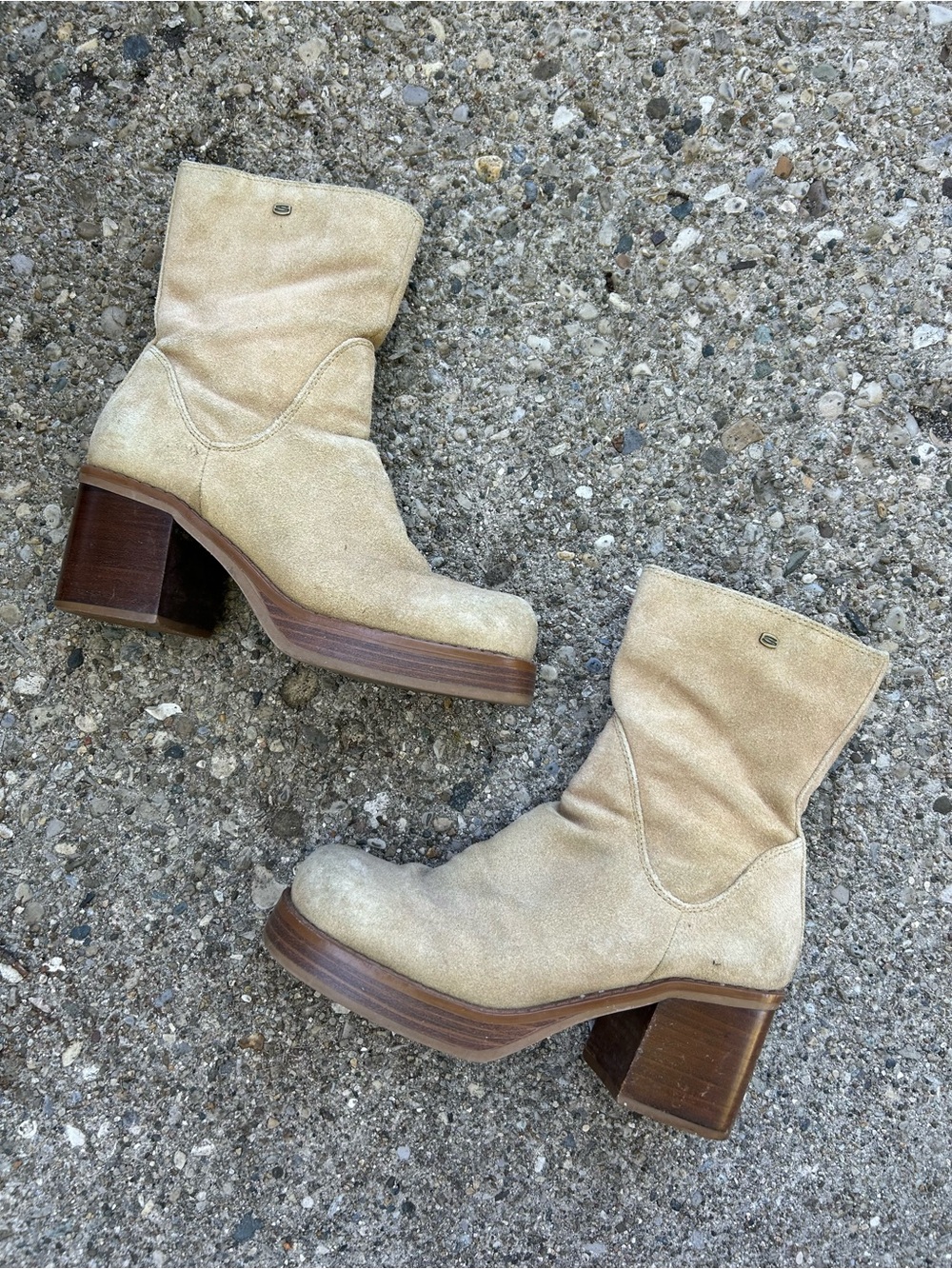 Vintage Skechers 90s Y2K Chunky Platform Suede Ankle Boots Womens Size 8